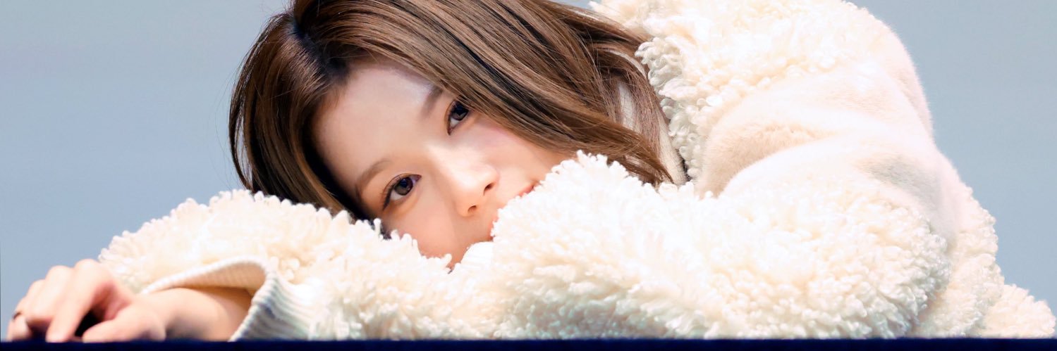 CatyCaution's profile banner image