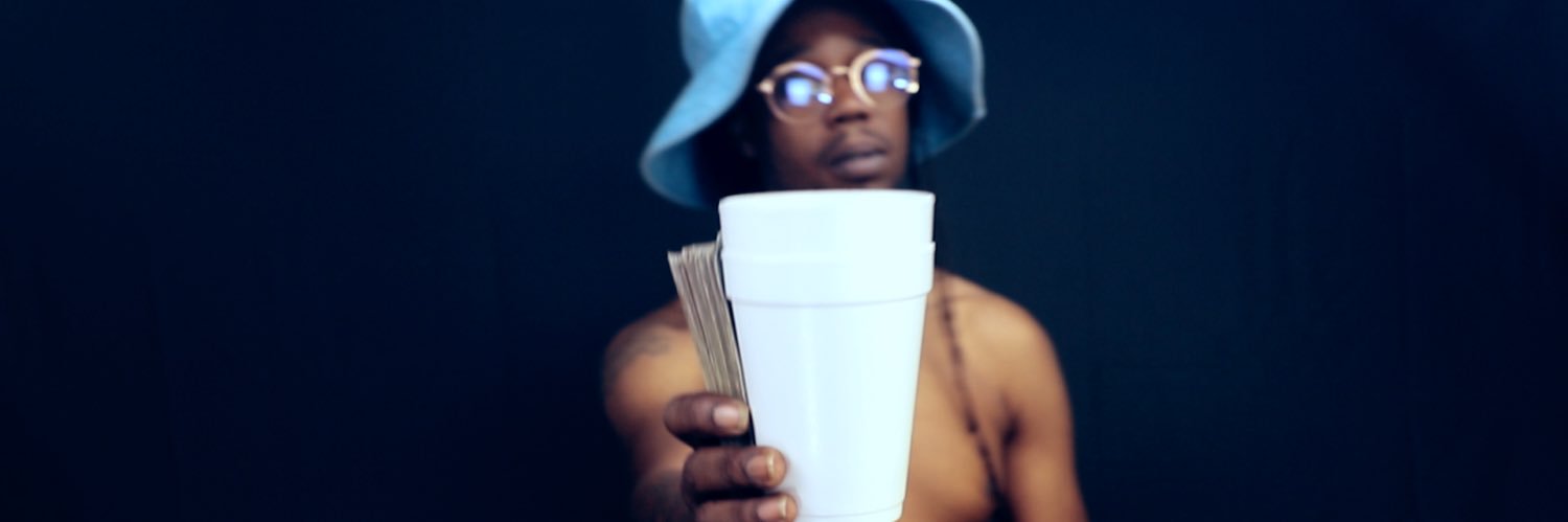 KL🔺N banner
