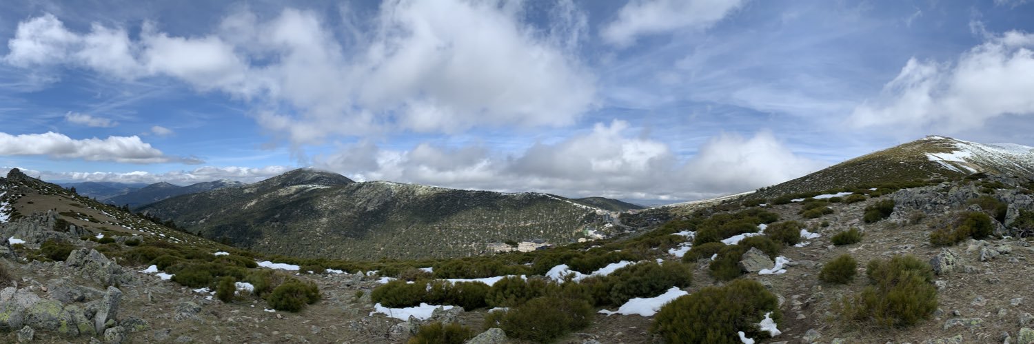 DeyiRoque's profile banner image
