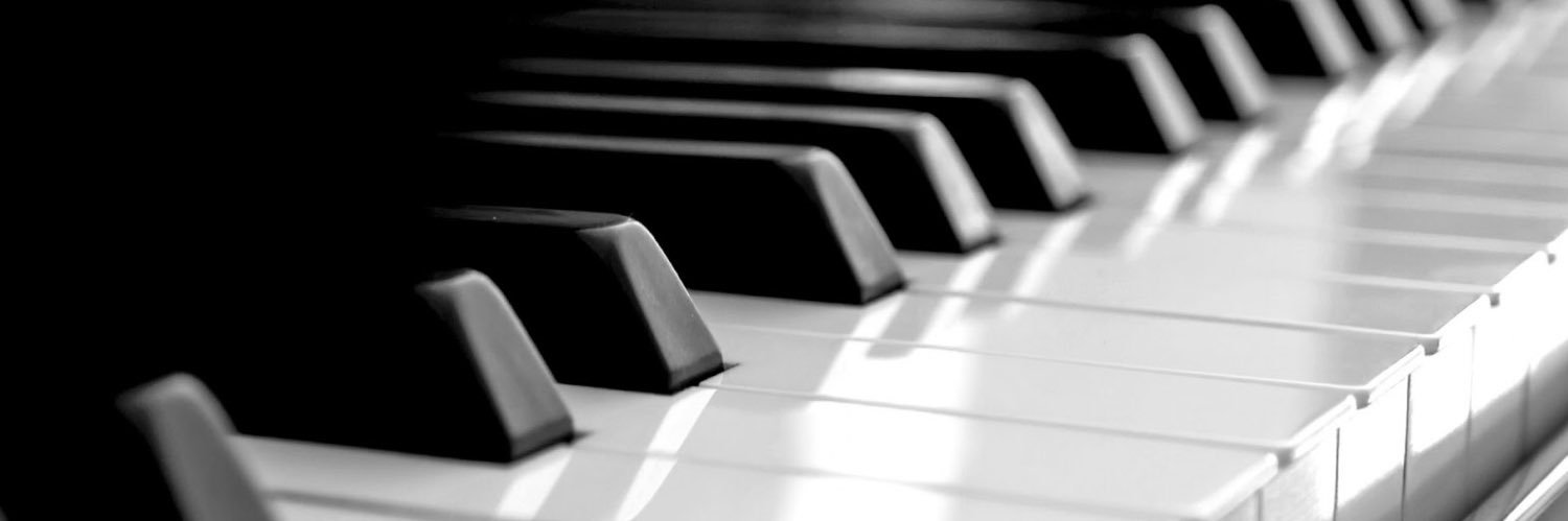 TTt75350113's profile banner image