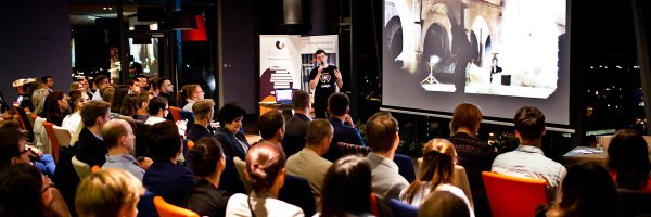 deligic Profile Banner