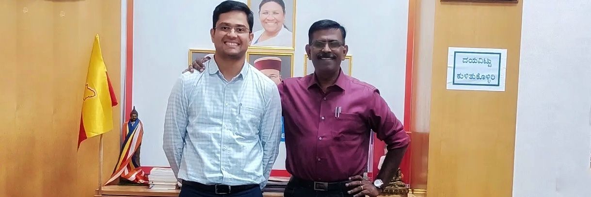 pujaradcl's profile banner image
