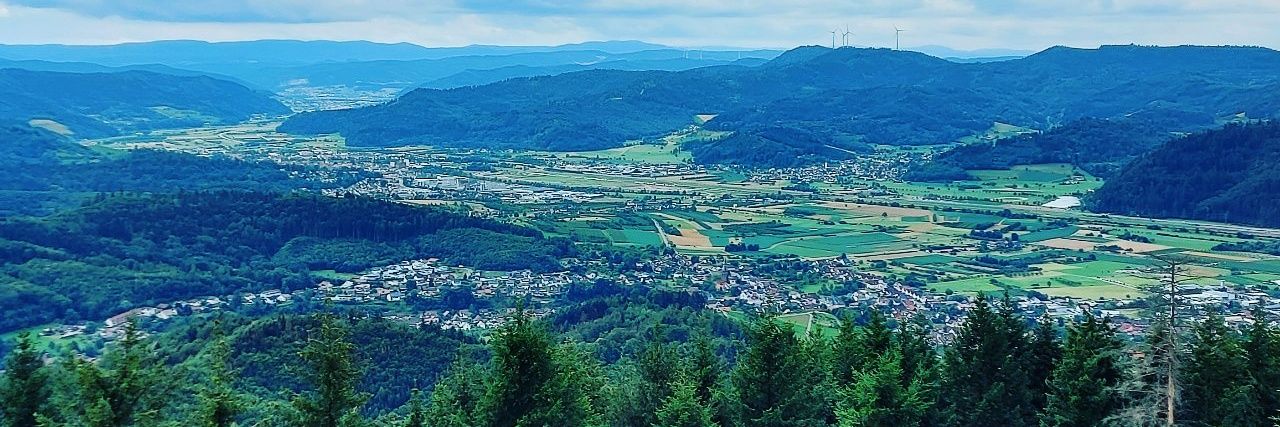 りかりんご🇩🇪ドイツの田舎町 banner