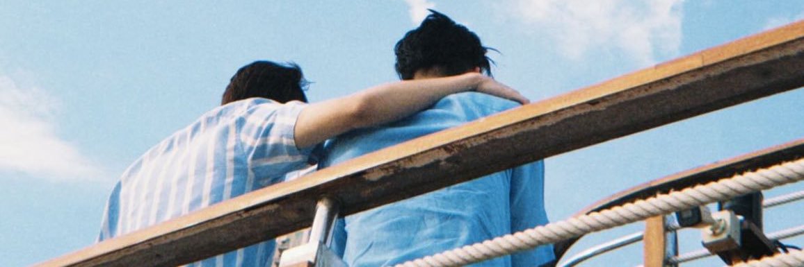t.'s banner
