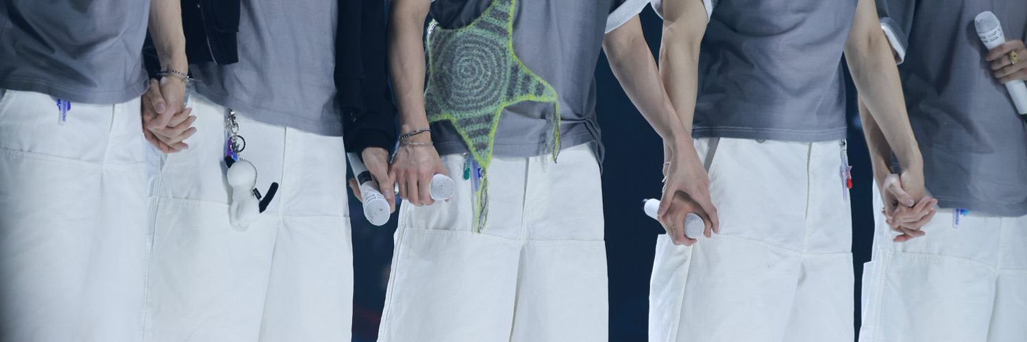(╥﹏╥) ᶻ 𝗓 𐰁T banner