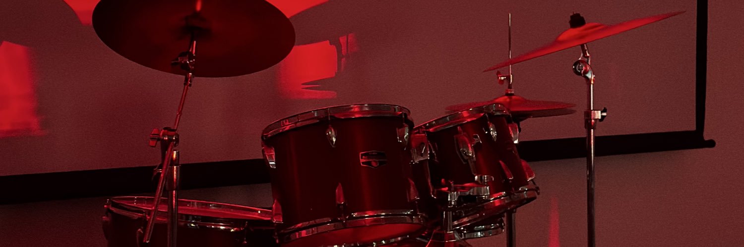 ezzquu's profile banner image