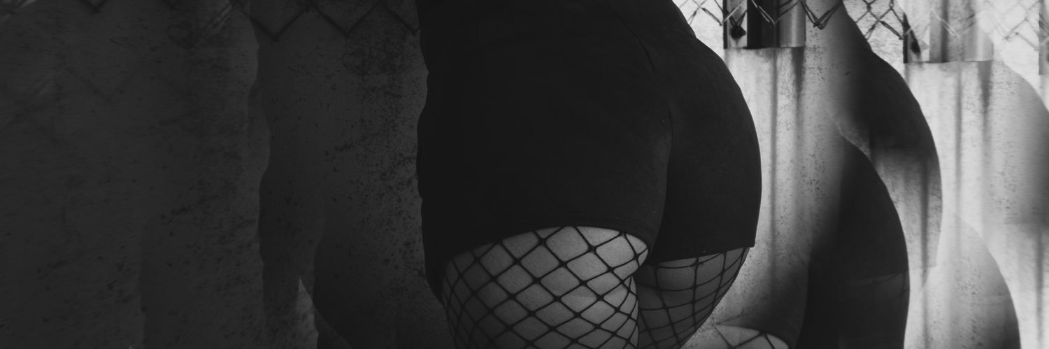 vivienneruth18's profile banner image