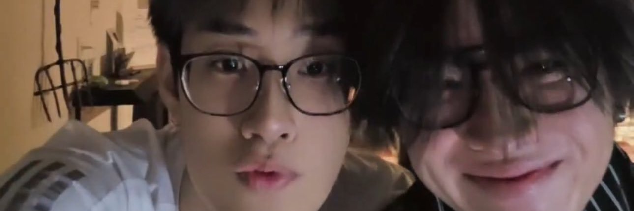 myayez's profile banner image