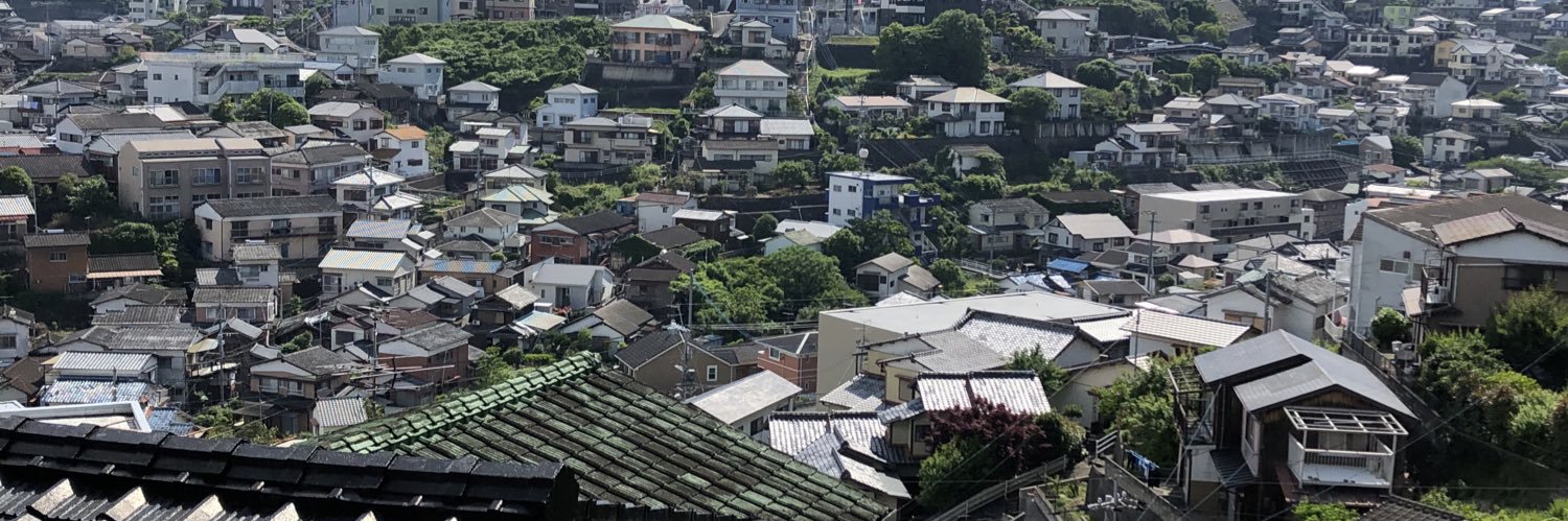 Book with Sofa Butterfly Effect banner