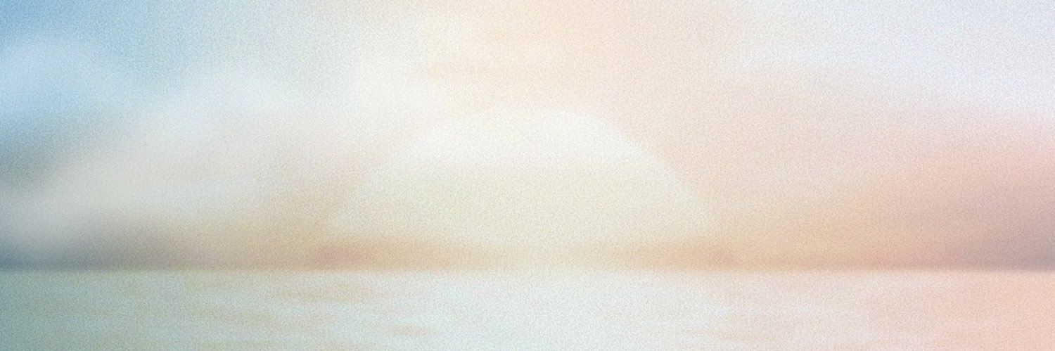 • Abbie🍸 banner