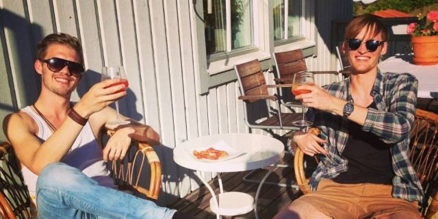 Daniel Caesar banner