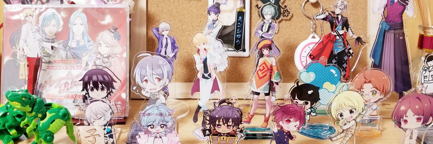 Q_ro's profile banner image