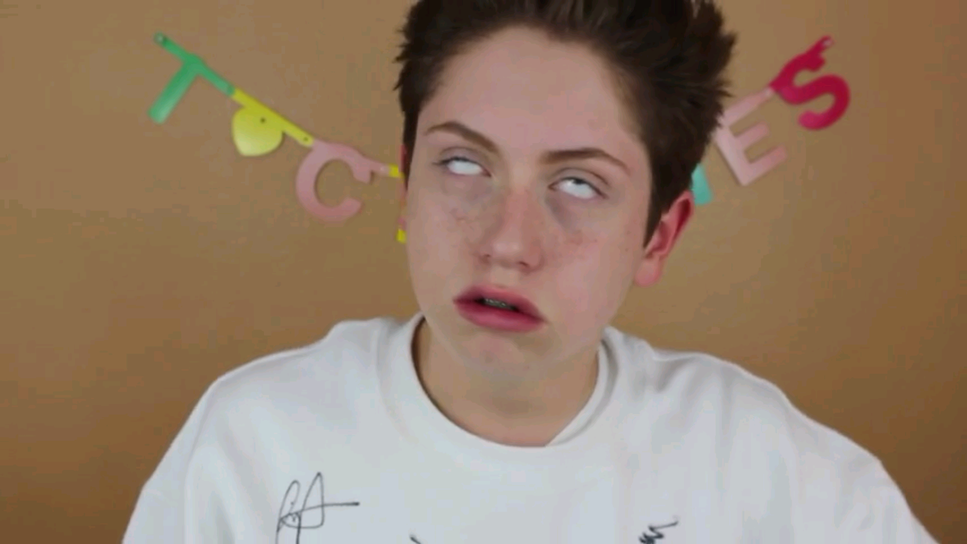 Redetoto's profile banner image