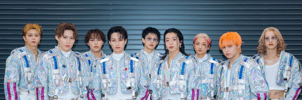 A☺︎✌︎ banner