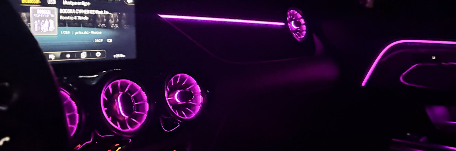 YªNIS banner