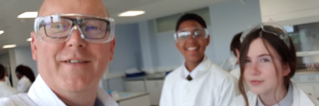 Dr G B Turner ⚛️ banner