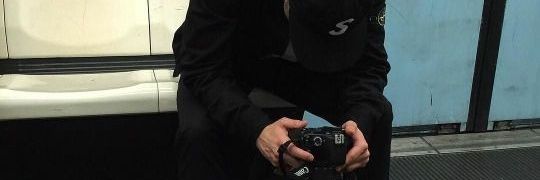 S banner