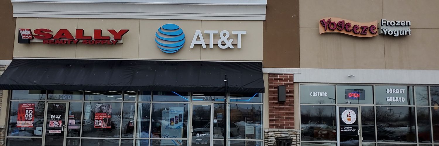 McHenry Store banner