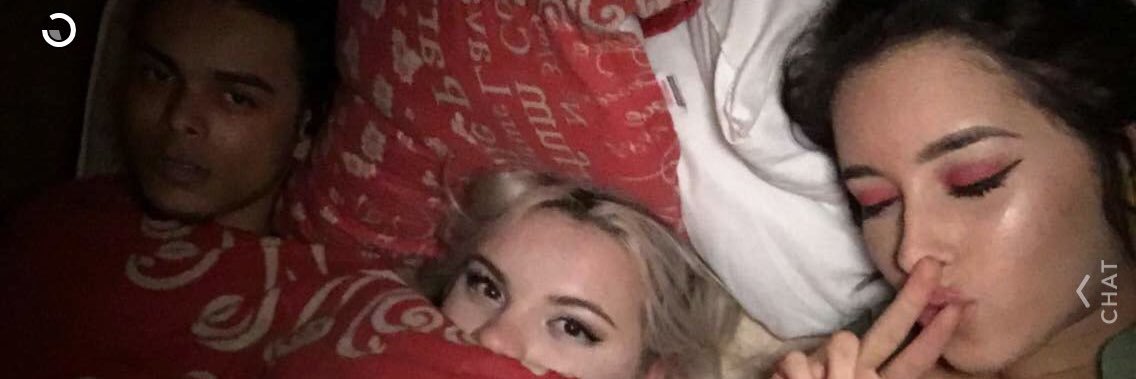 laurenrobyngee's profile banner image