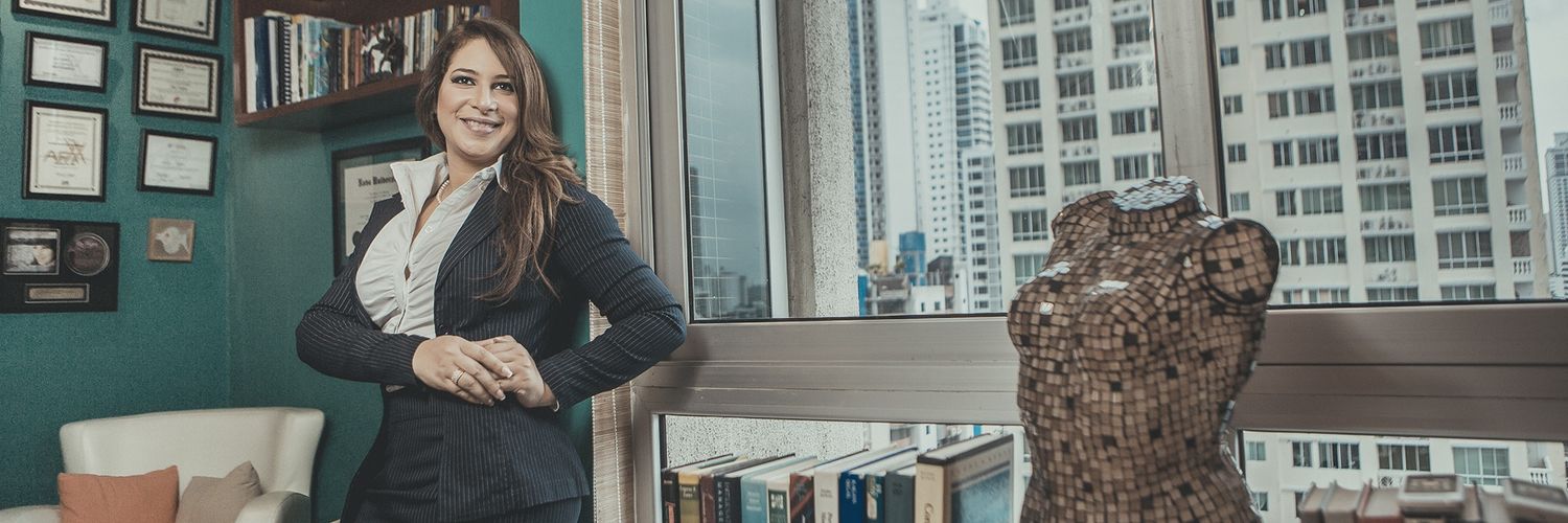 LIATAPIA's profile banner image
