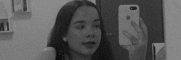 isa_mirely's profile banner image