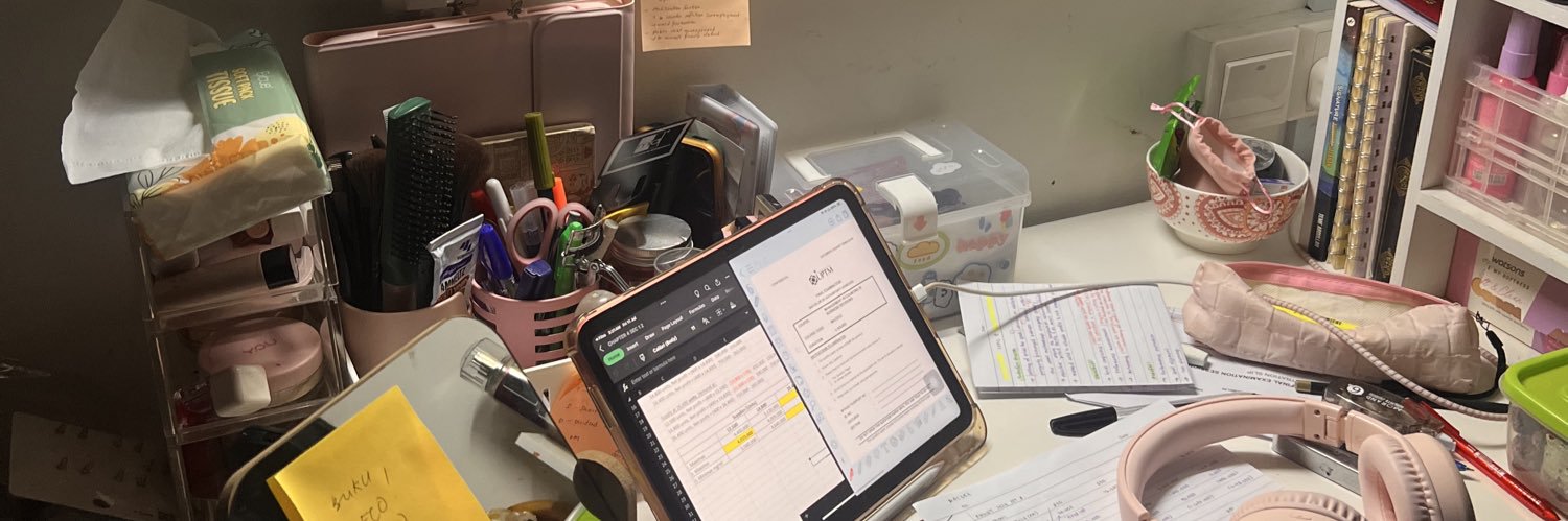qaizoro's profile banner image