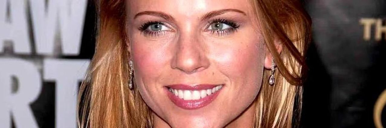 Laralogann_'s profile banner image