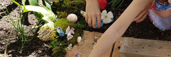 lynetterae247 Profile Banner