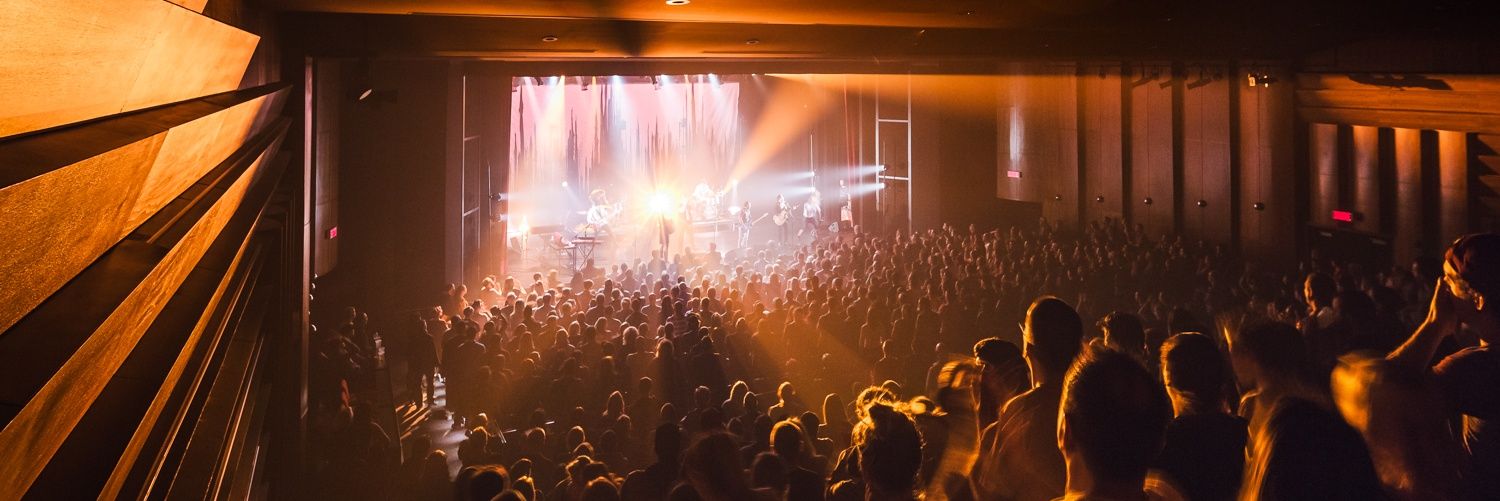 Salle André-Mathieu banner
