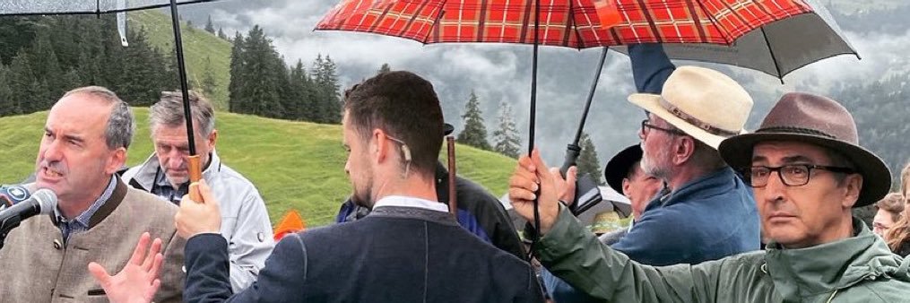 bat_luk's profile banner image