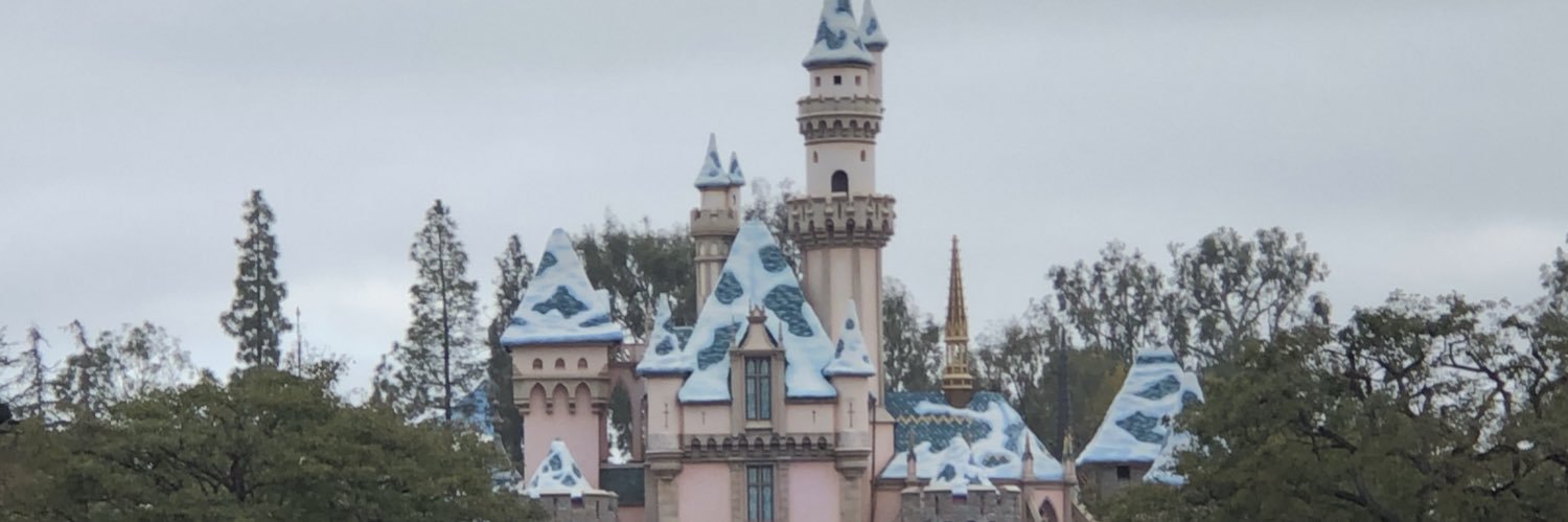 kelleabo's profile banner image