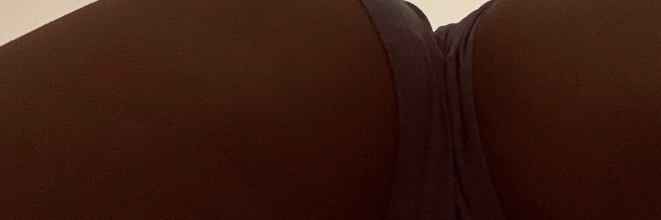 elyelle3's profile banner image