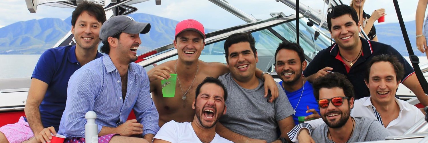 albertoplas's profile banner image