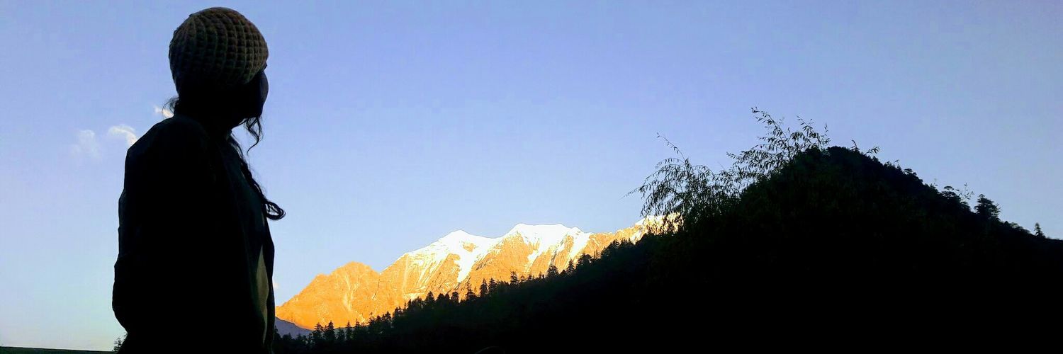 Poojatweets_'s profile banner image