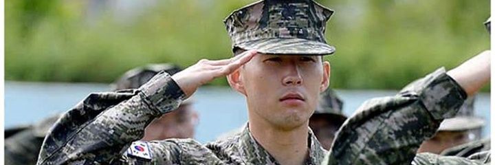 issue_b's profile banner image