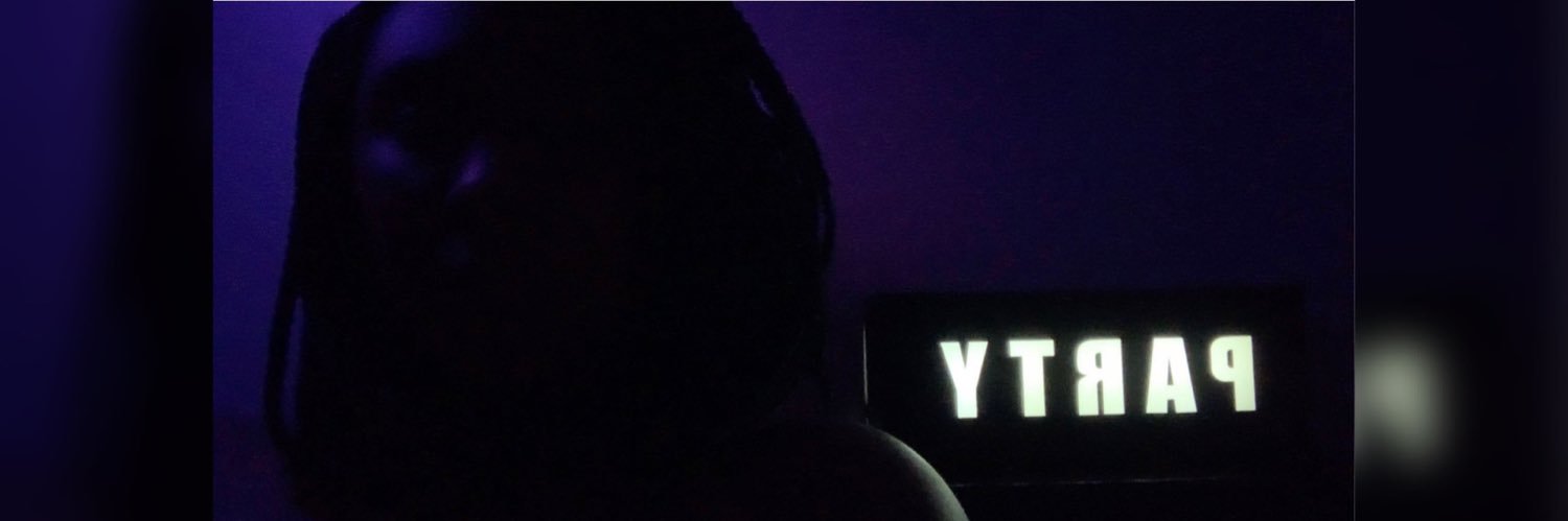 ✨lady wнιѕтleвoттoм✨ banner