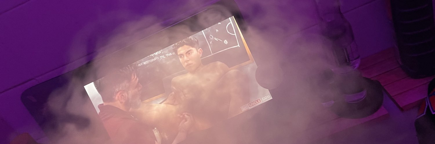 Al3xndrd's profile banner image