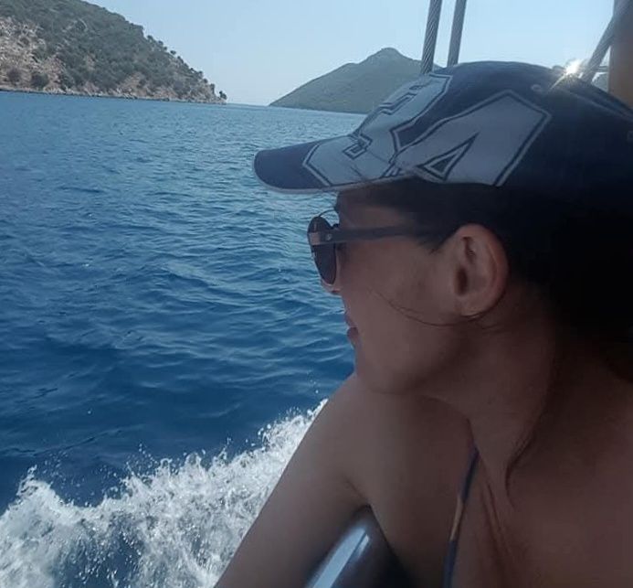 zeyneptas6971's profile banner image