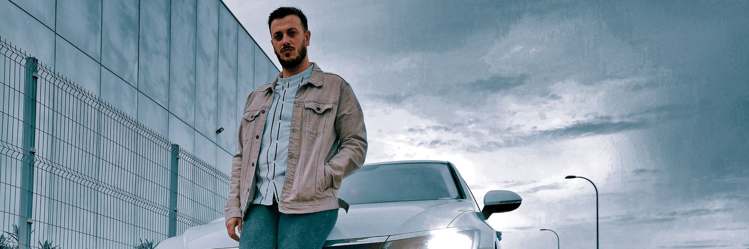elcaalde's profile banner image