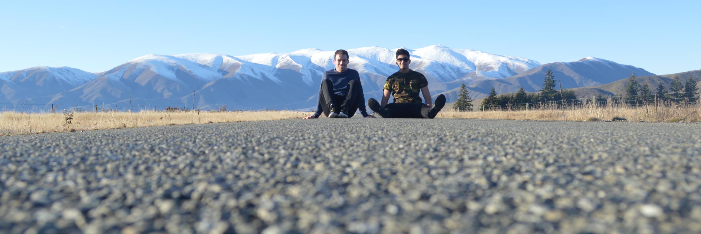 henniss's profile banner image