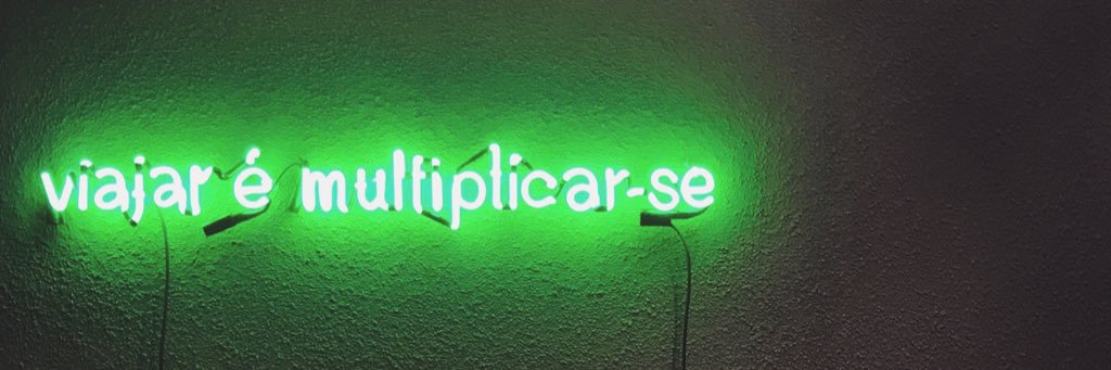 rívis 🏇🏽🛸 banner