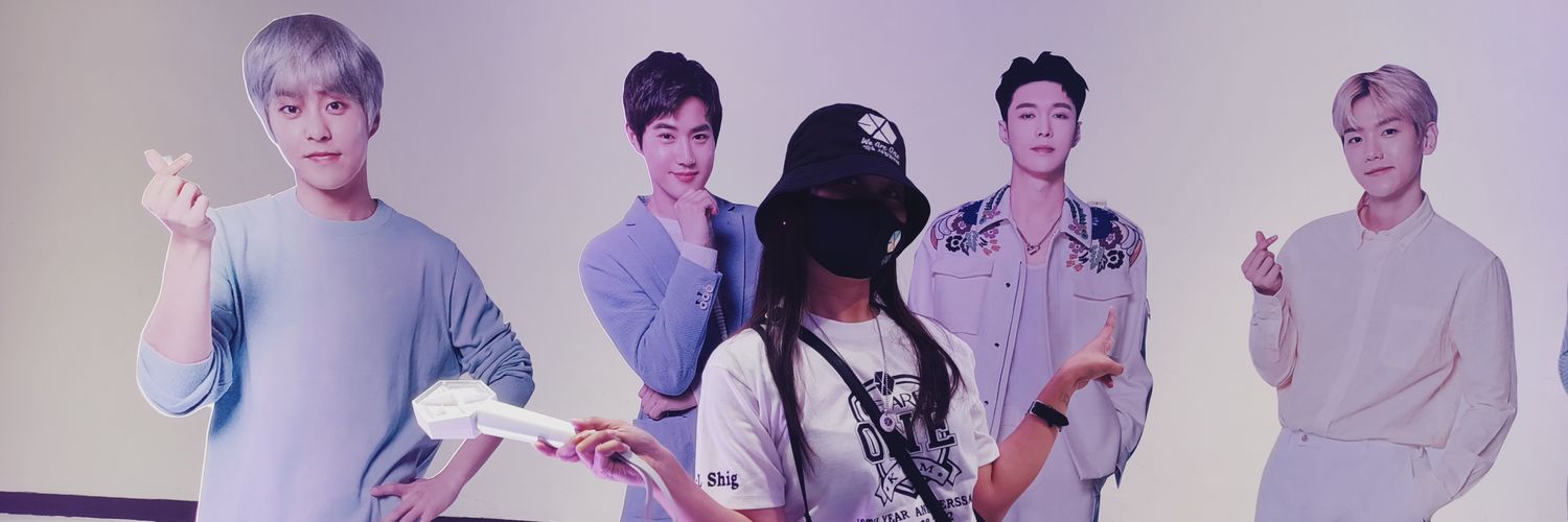 shiglyn's profile banner image