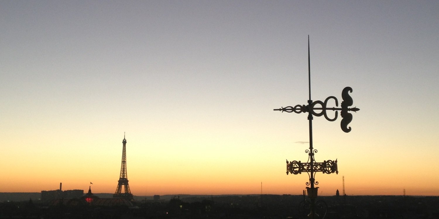 Parisian touch banner