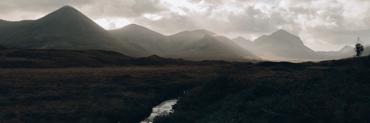 EmElledge's profile banner image