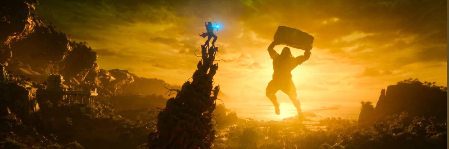 आदिनाथ पटवर्धन עדיתיה פתווארדהן banner