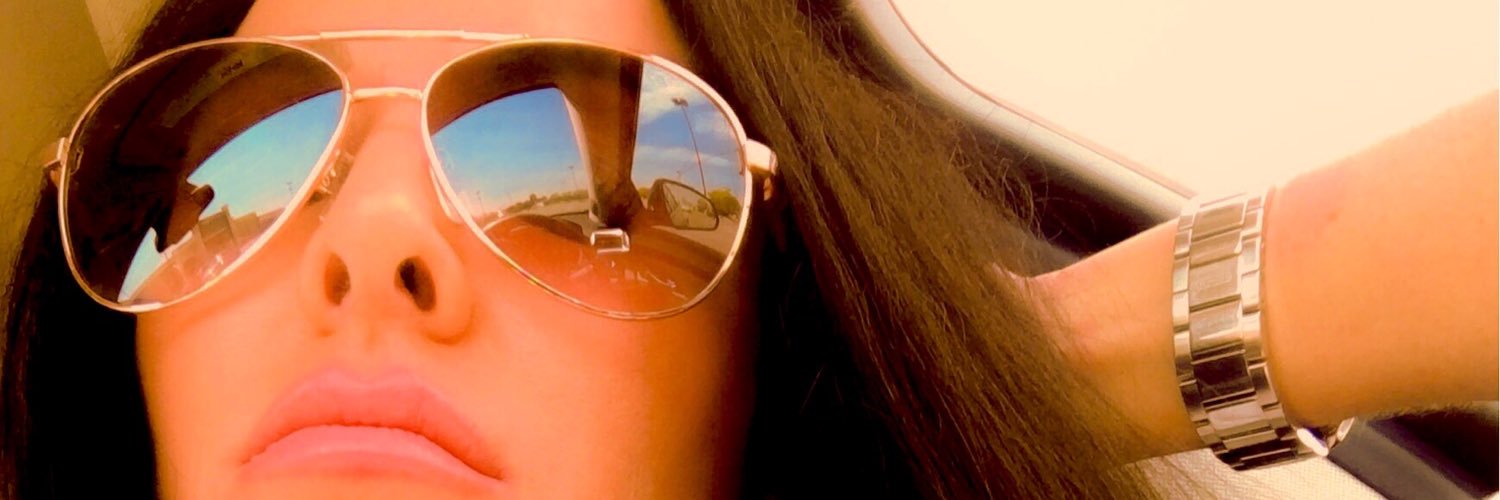 StngLikeABeeBee's profile banner image