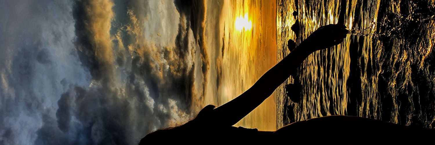 irnahangela's profile banner image