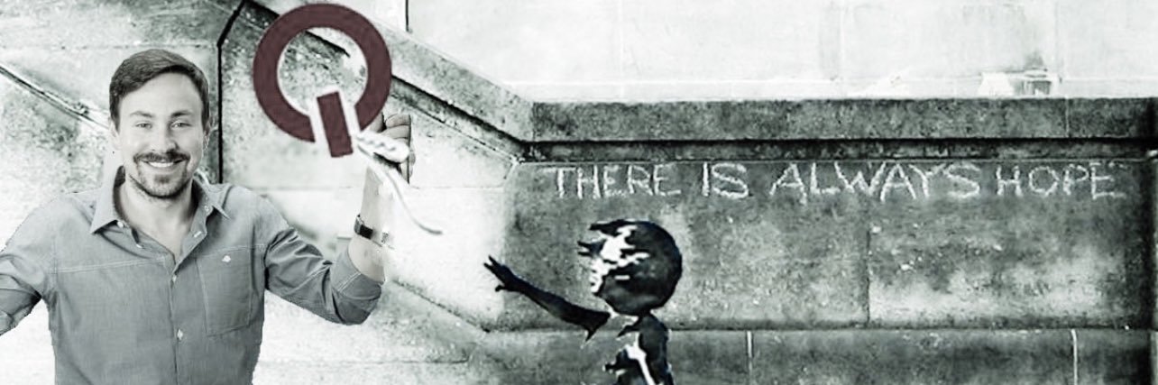 M's banner