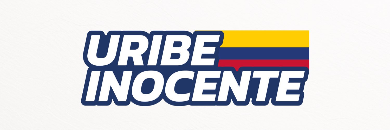 Centro Democrático's banner