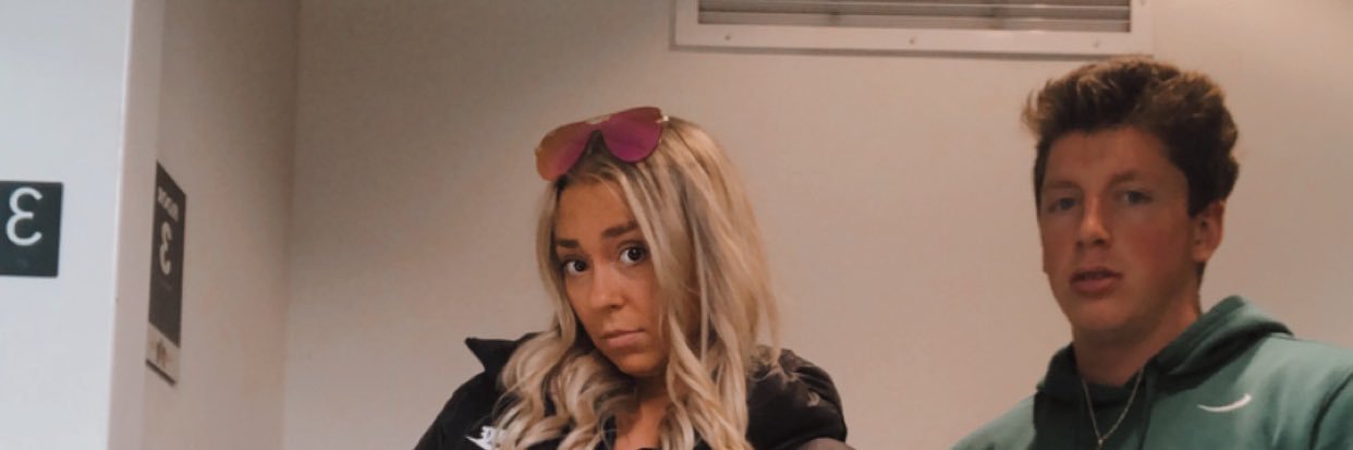 WingNatalie's profile banner image